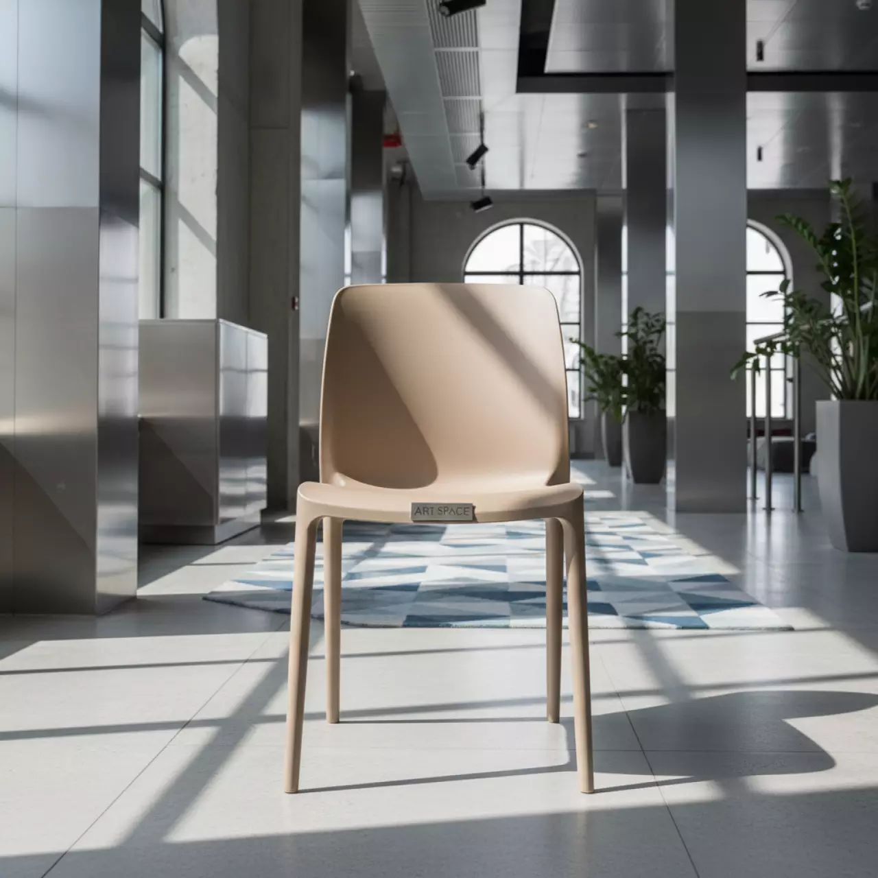 Аренда Стул пластиковый бежевый Victor в Radisson Hotel Rosa Khutor — ART SPACE