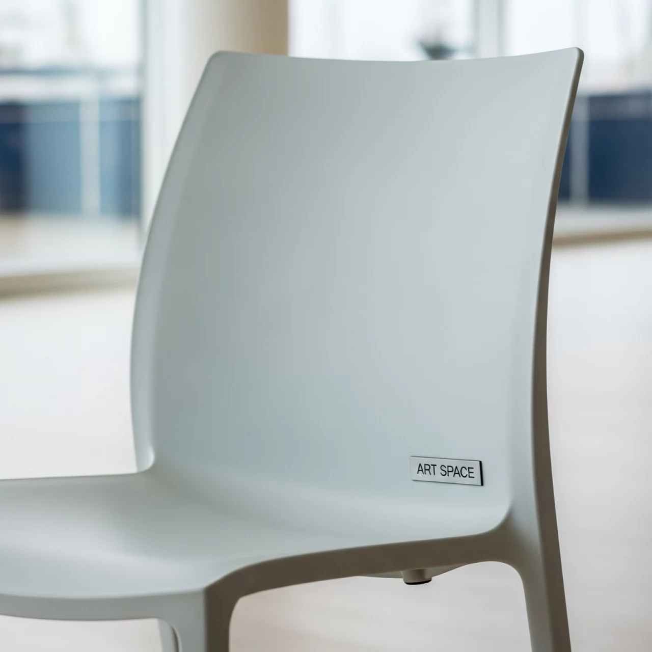 Аренда Стул пластиковый Kasia в зале «Чайка» (Морпорт) — ART SPACE