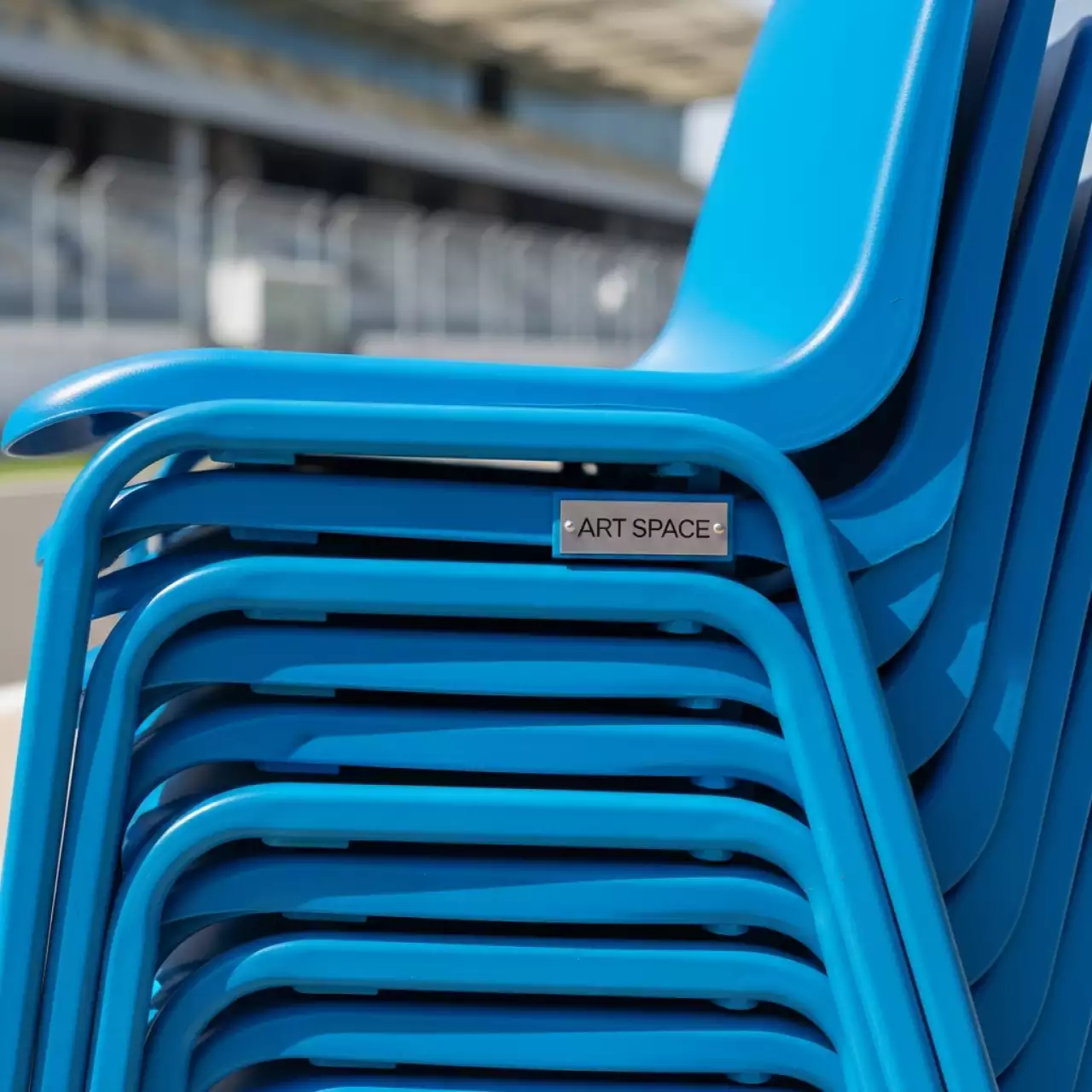 Аренда Стул пластиковый складной Helen на Сочи Автодроме — ART SPACE