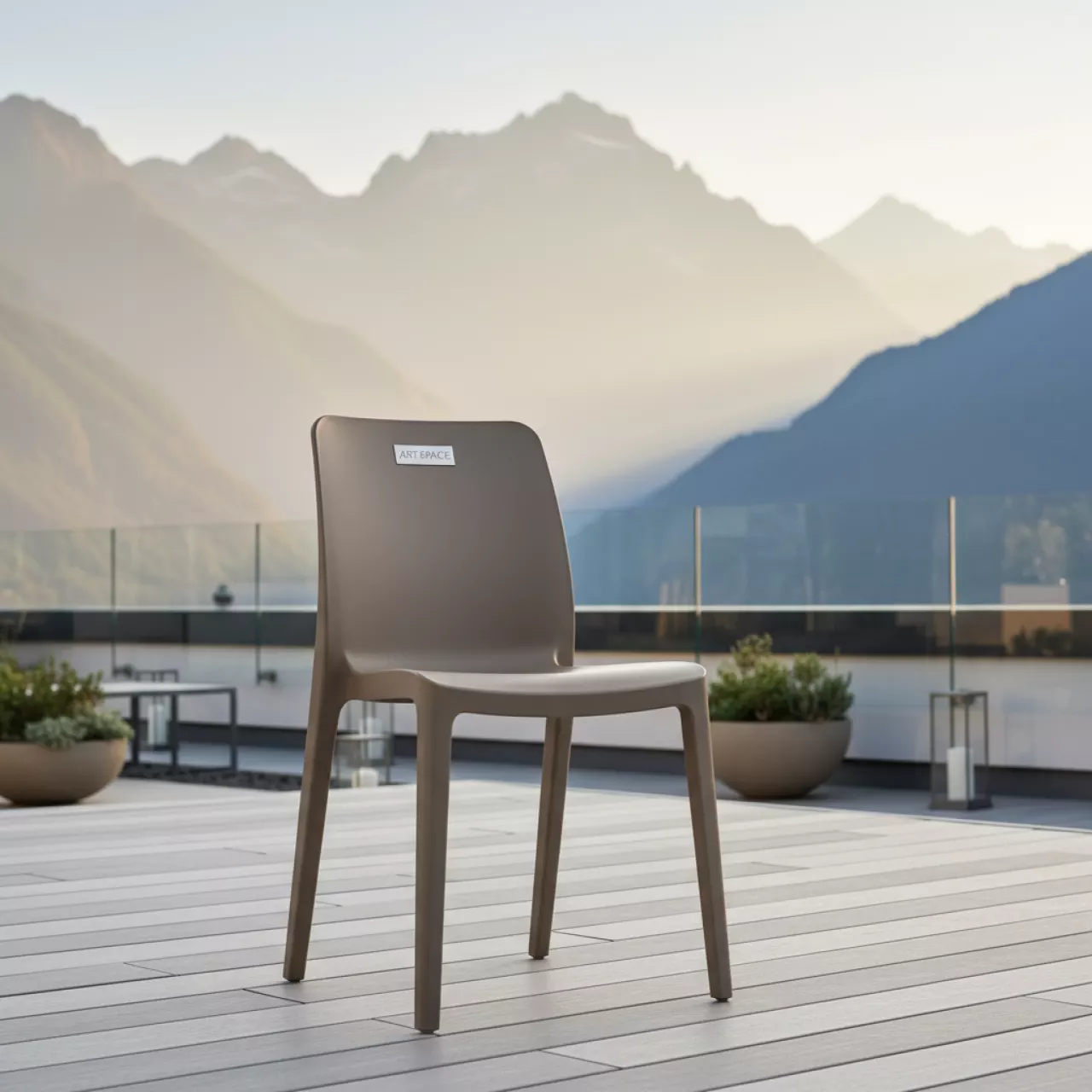 Аренда Стул пластиковый тортора Ginevra в Green Flow Hotel — ART SPACE