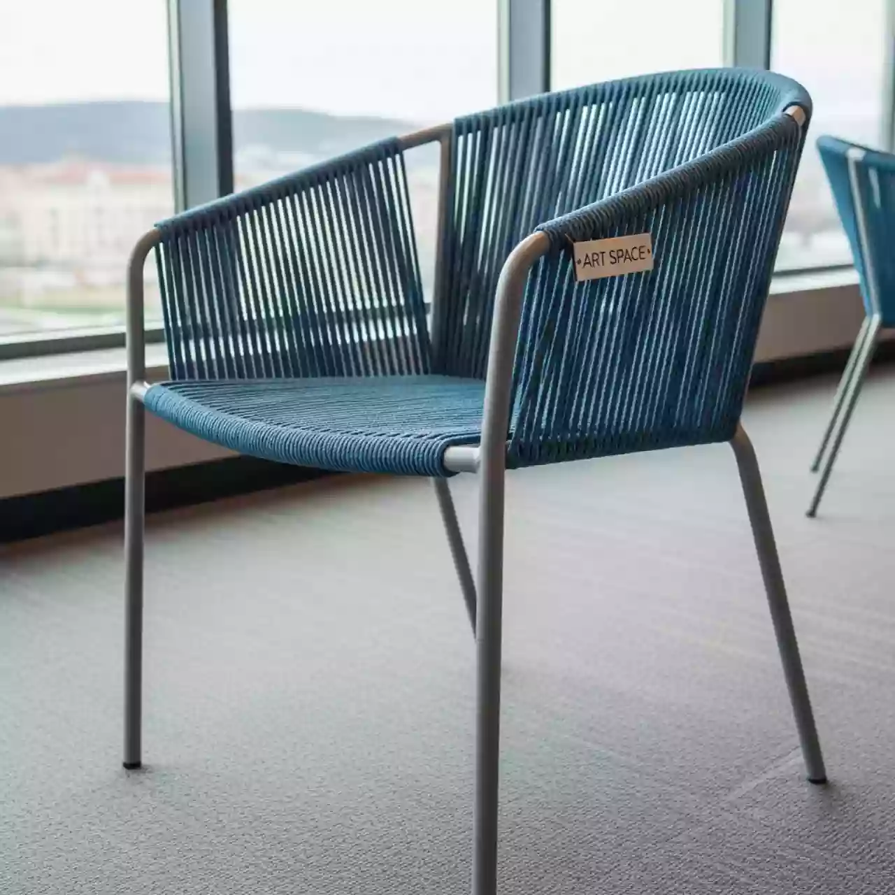 Аренда Стул плетеный из роупа MAR CH 001 RAL7035 Mua синий светло серый в City Park Hotel Sochi — ART SPACE