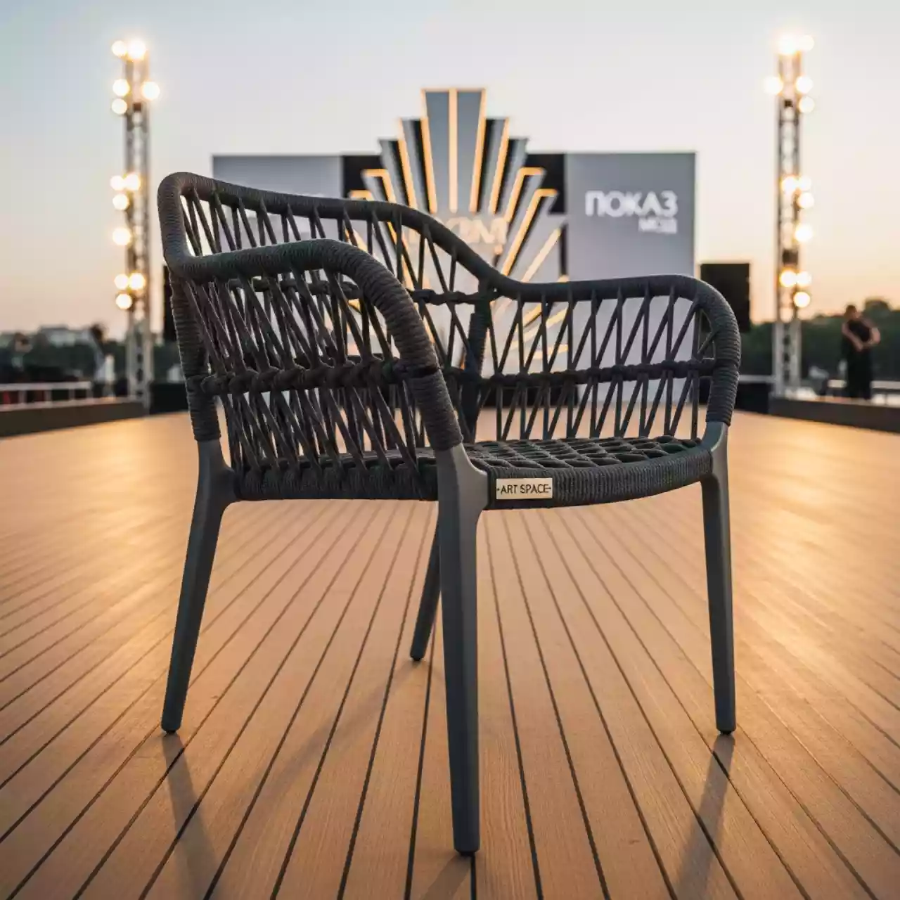 Аренда Стул плетеный из роупа Rom CH 002 RAL7024 Mua D grey D gray027 на VIP-яхте (Имеретинский порт) — ART SPACE