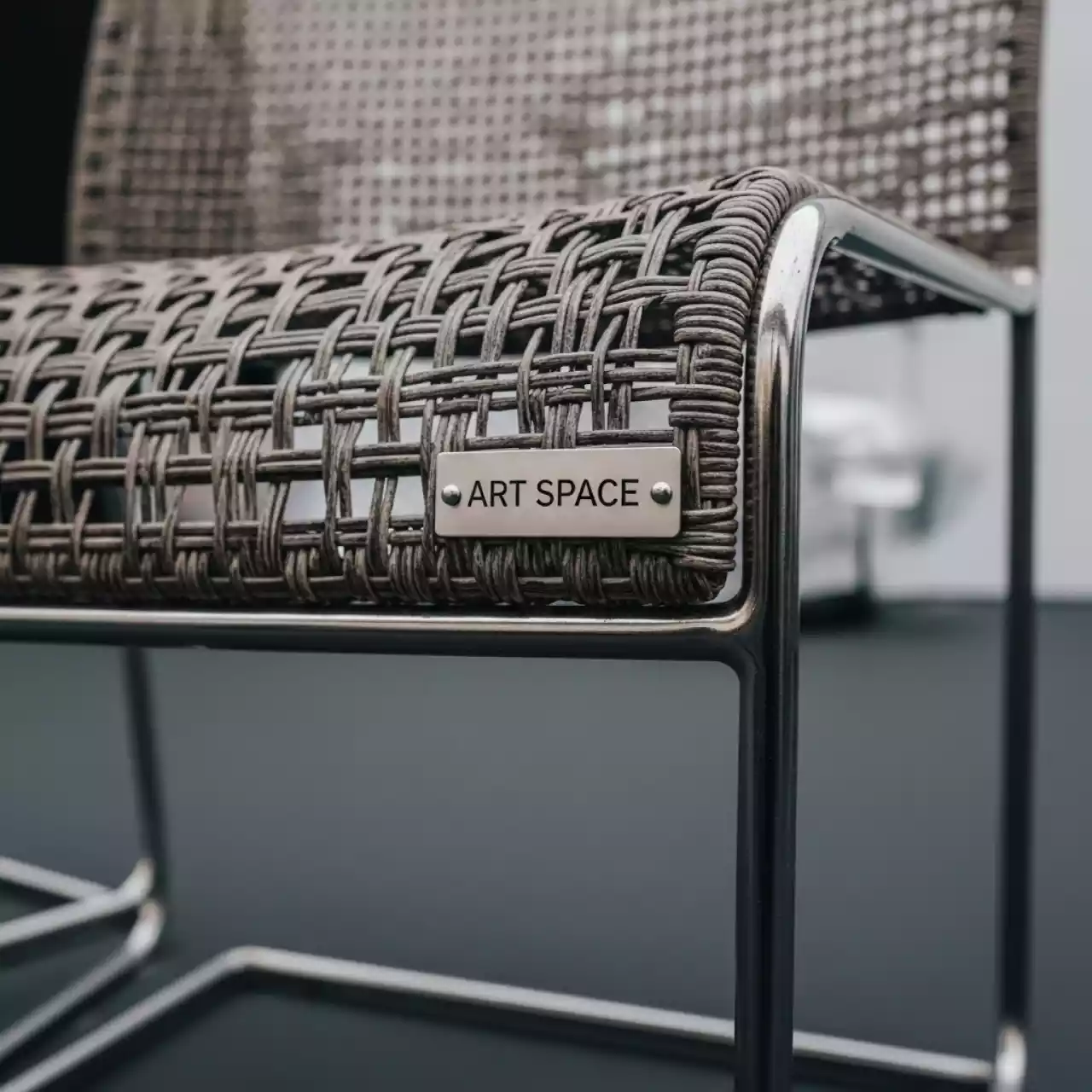 Аренда Стул плетеный металлический Silveira в Courtyard by Marriott Sochi — ART SPACE