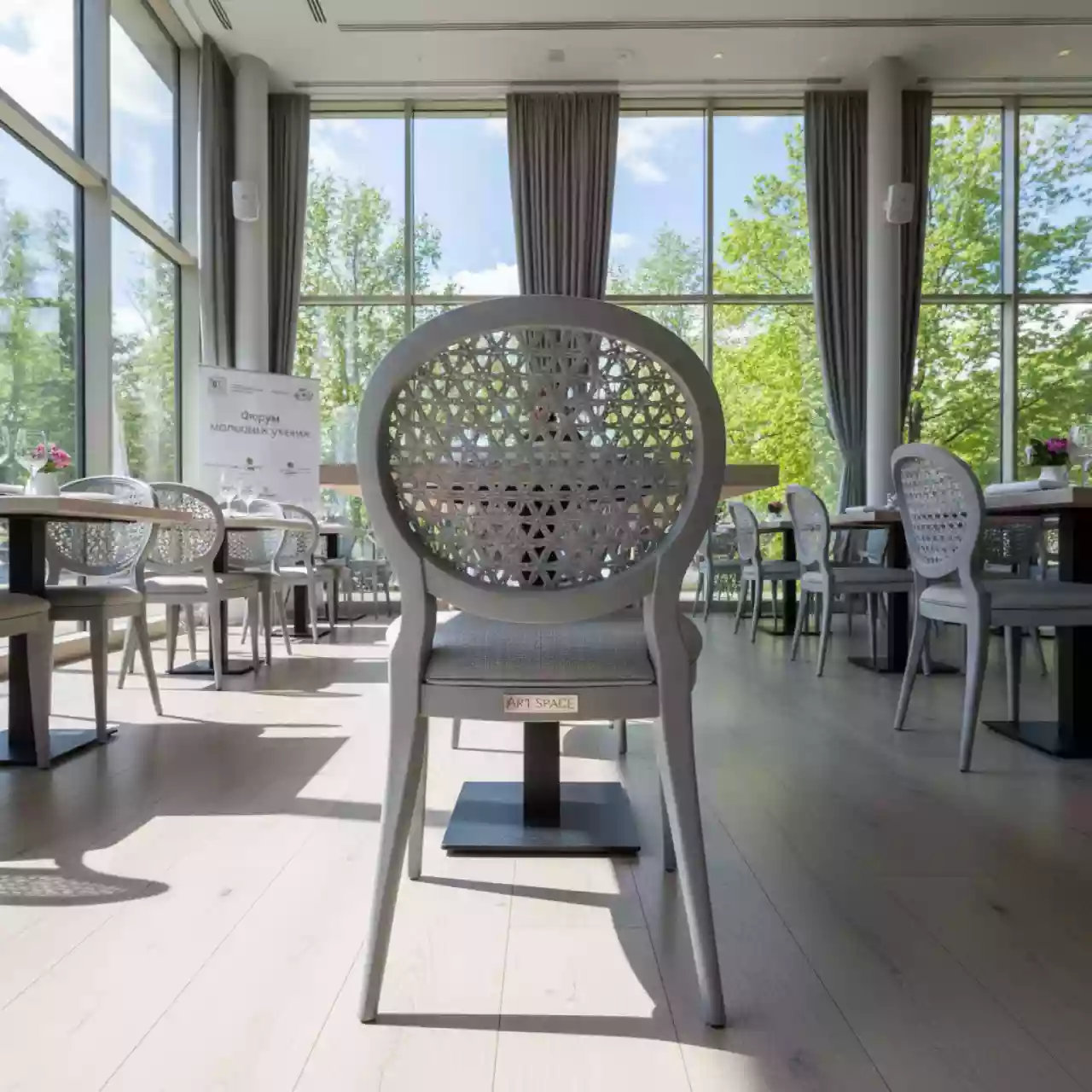 Аренда Стул плетеный MIL CH 001 RAL7035 Mua mel grey H gray в ресторане «Паруса» — ART SPACE