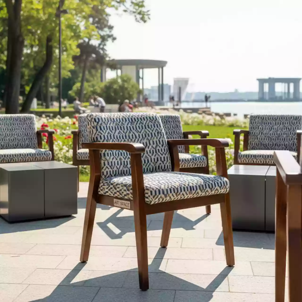 Аренда Стул раскладной Clack рогожка Austin ножки бук под лак в парке «Ривьера» — ART SPACE