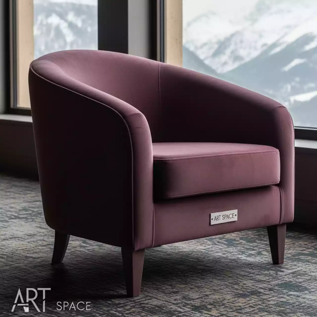 Аренда Стул с подлокотниками Marta в Поляна 1389 Отель и Спа — ART SPACE