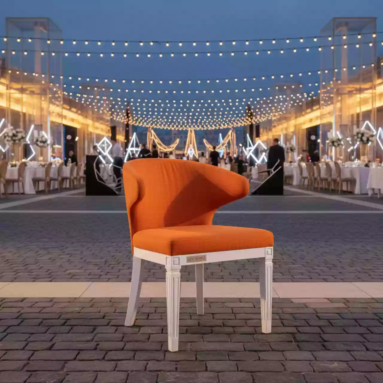 Аренда Стул Самба апельсиновый на Медальной площади — ART SPACE
