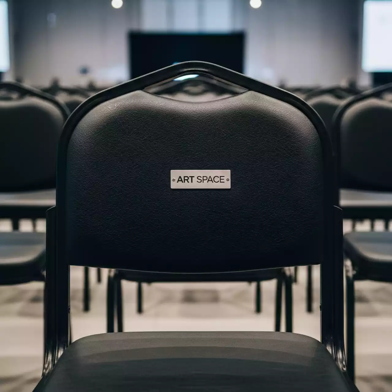 Аренда Стул Самба кожзам Galaxy black в VK Stadium Sirius — ART SPACE