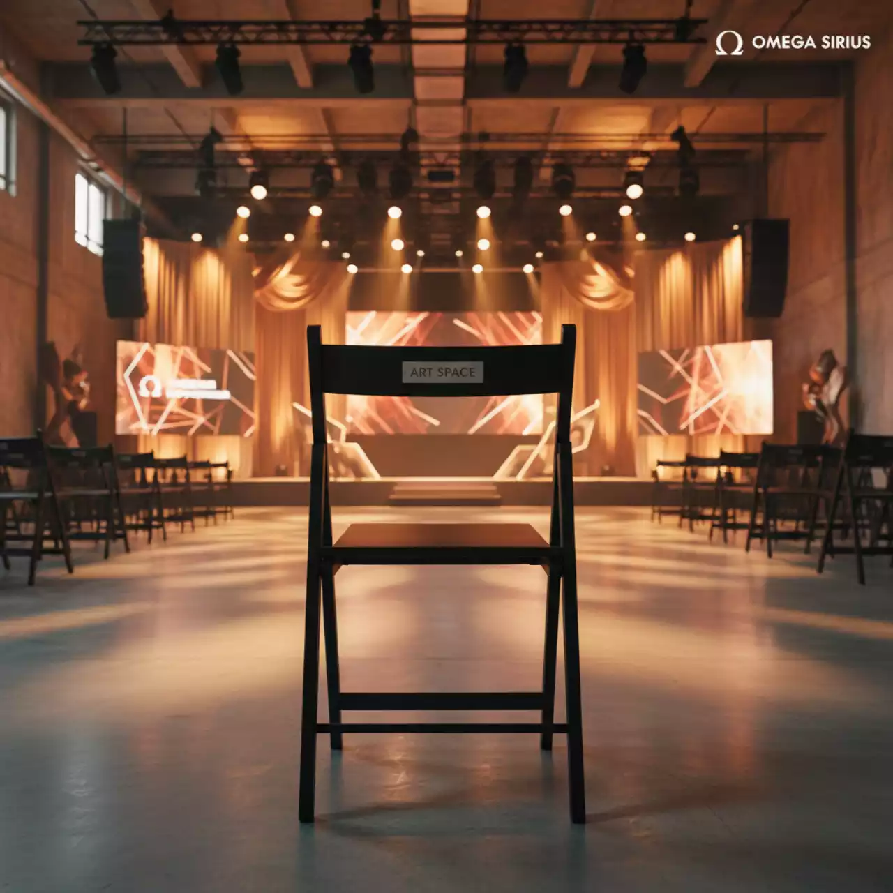 Аренда Стул складной черный в Omega Sirius — ART SPACE