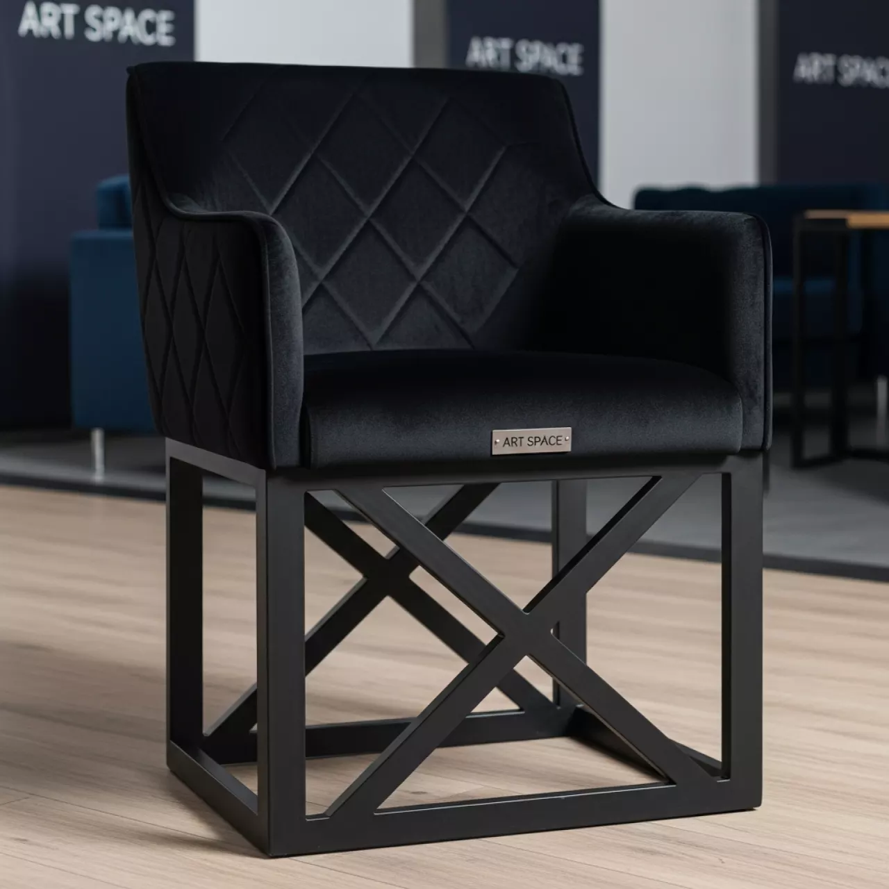 Аренда Стул Stars X O черный велюр в отеле «Богатырь» — ART SPACE
