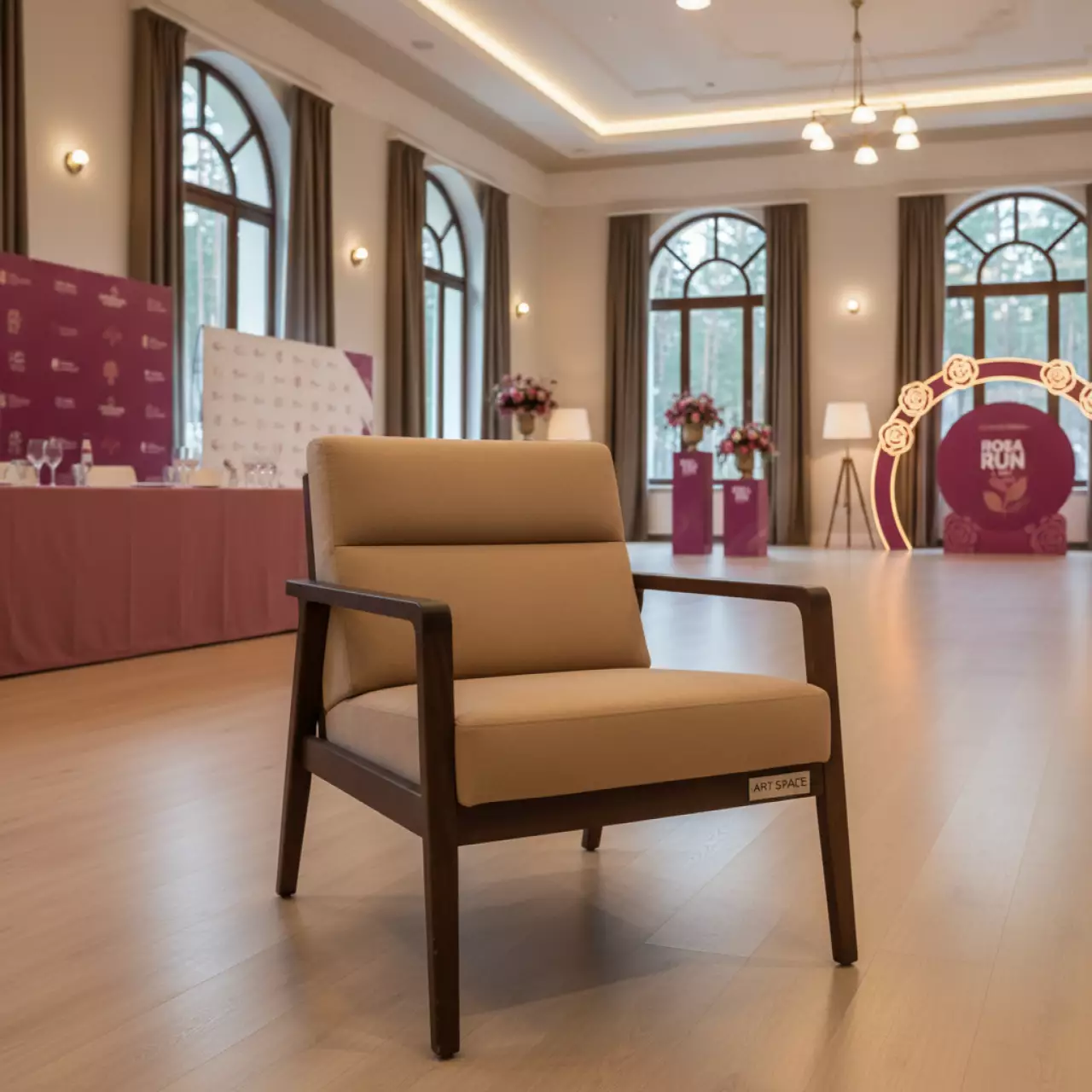 Аренда Стул светло коричневый Lanno в санатории «Металлург» — ART SPACE