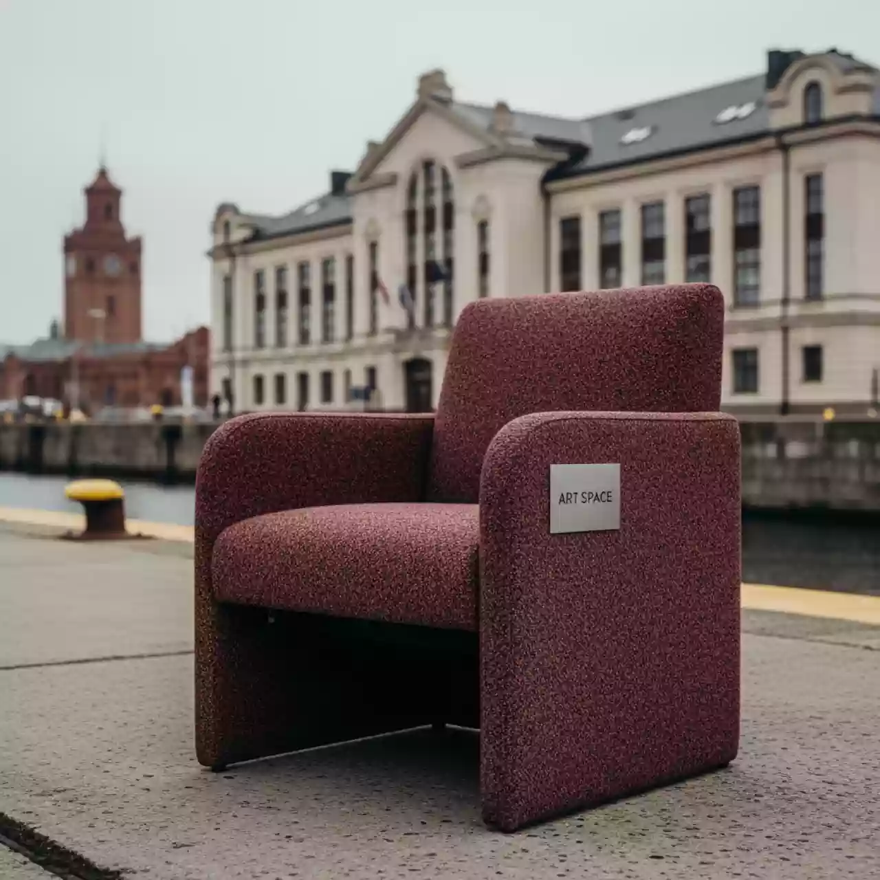 Аренда Стул TEDDY BASSA на территории Морпорта Сочи — ART SPACE