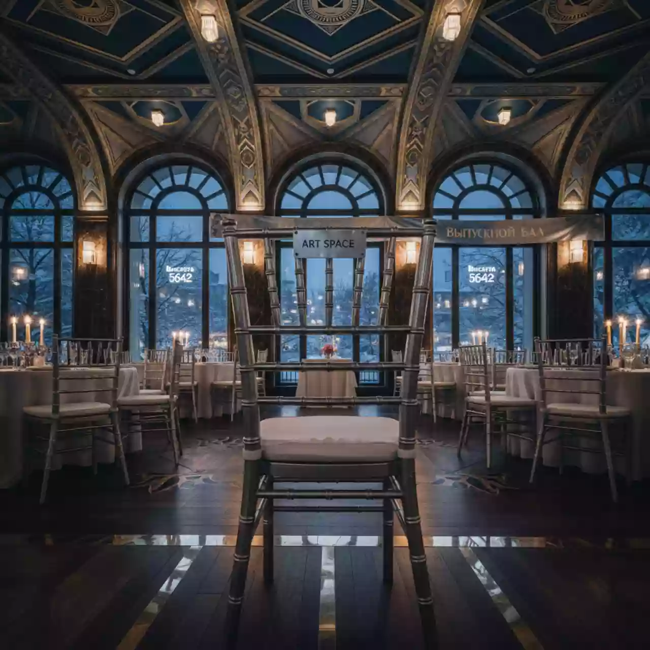 Аренда Стул Tiffany silver в ресторане «Высота 5642» — ART SPACE