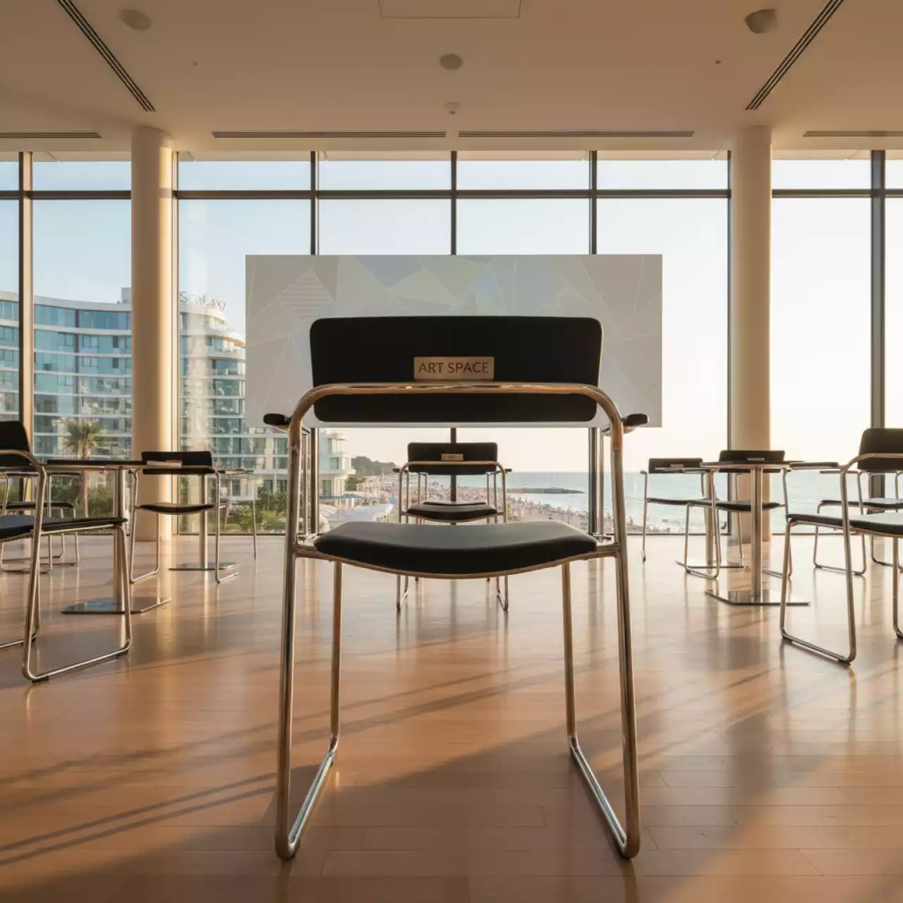 Аренда Стул Topas в комплексе Sea Galaxy — ART SPACE