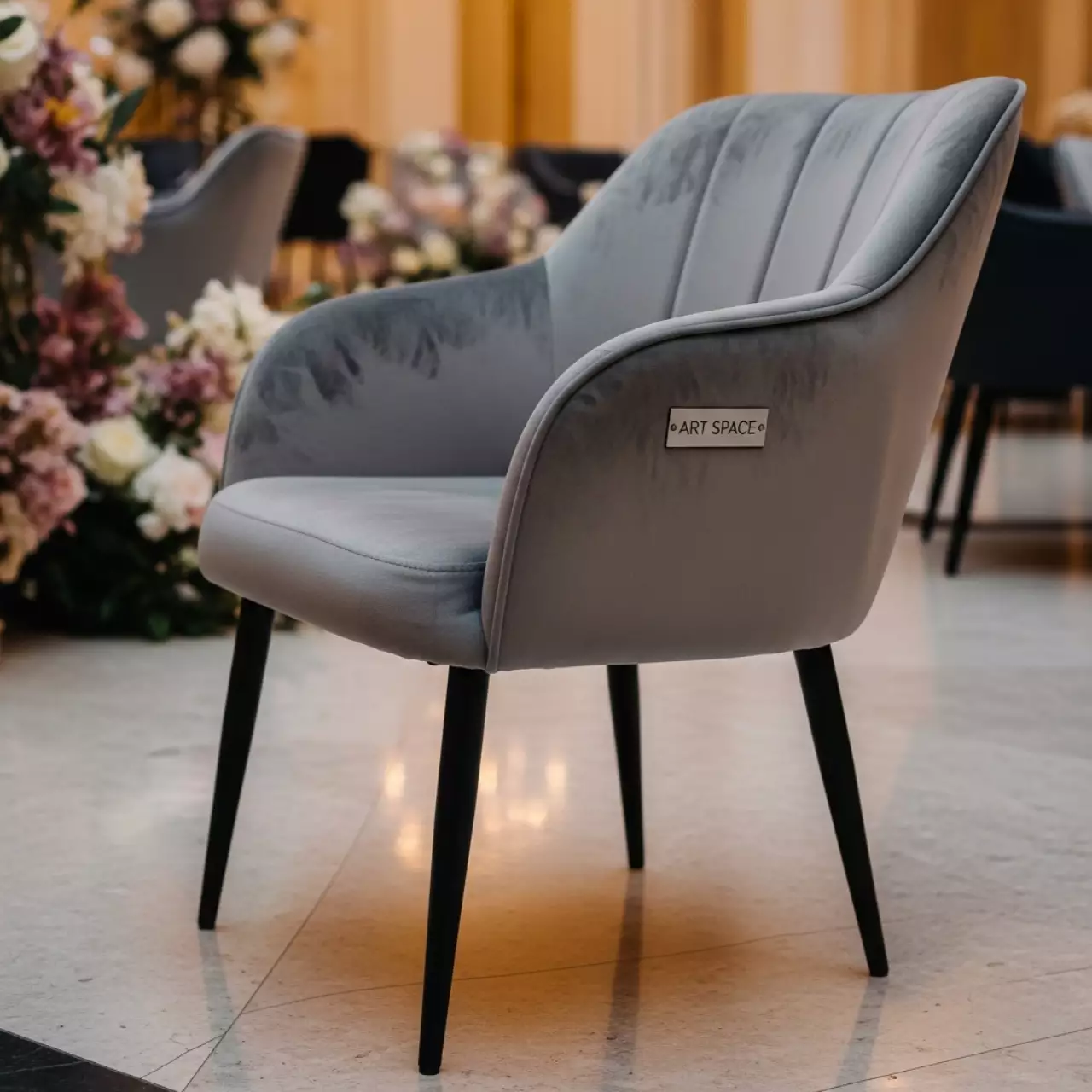 Аренда Стул Тюльпан лайт велюр серый металлические ножки в City Park Hotel Sochi — ART SPACE