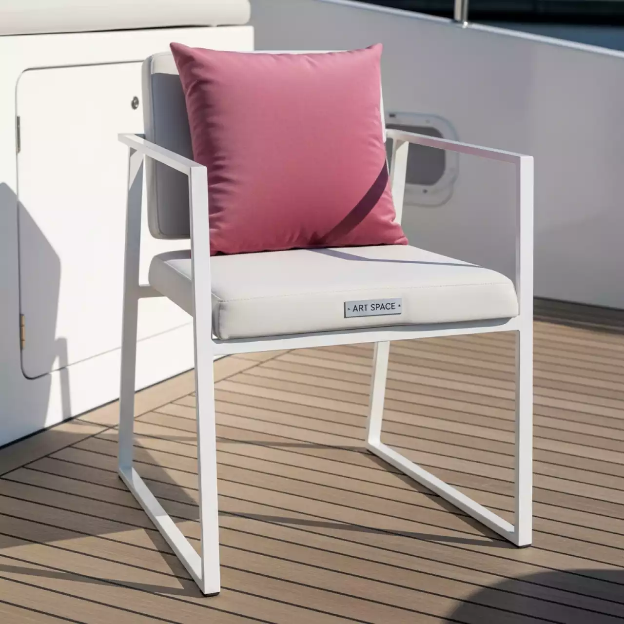 Аренда Стул УНИСОН белый с розовой бархатной подушкой на теплоходе «Дагомыс» — ART SPACE