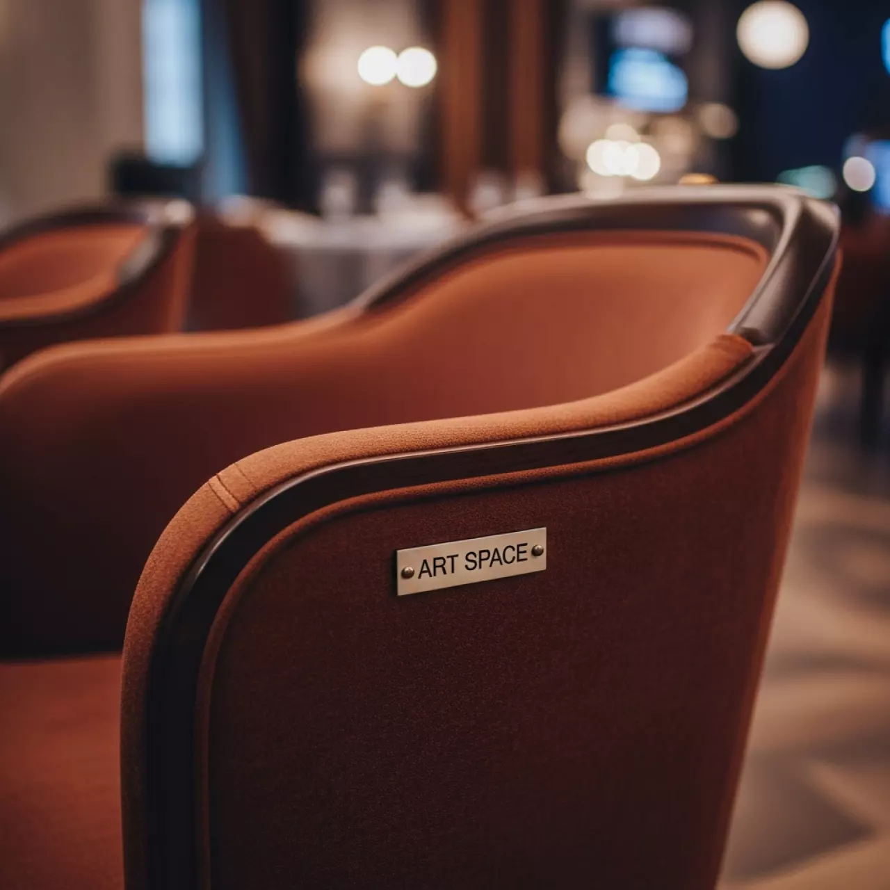 Аренда Стул Венеция классический в ресторане «Brunello» — ART SPACE