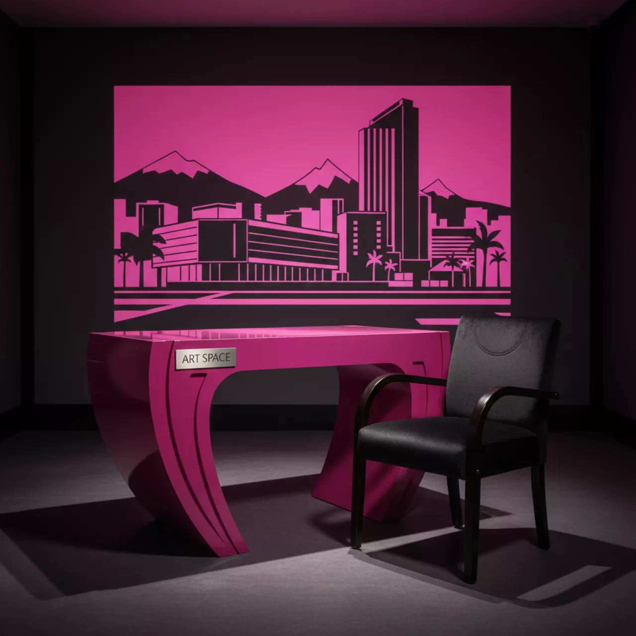 Аренда Стул Venezia BLACK на ножках с подлокотниками и столиком малиновый в Pullman Sochi Centre — ART SPACE