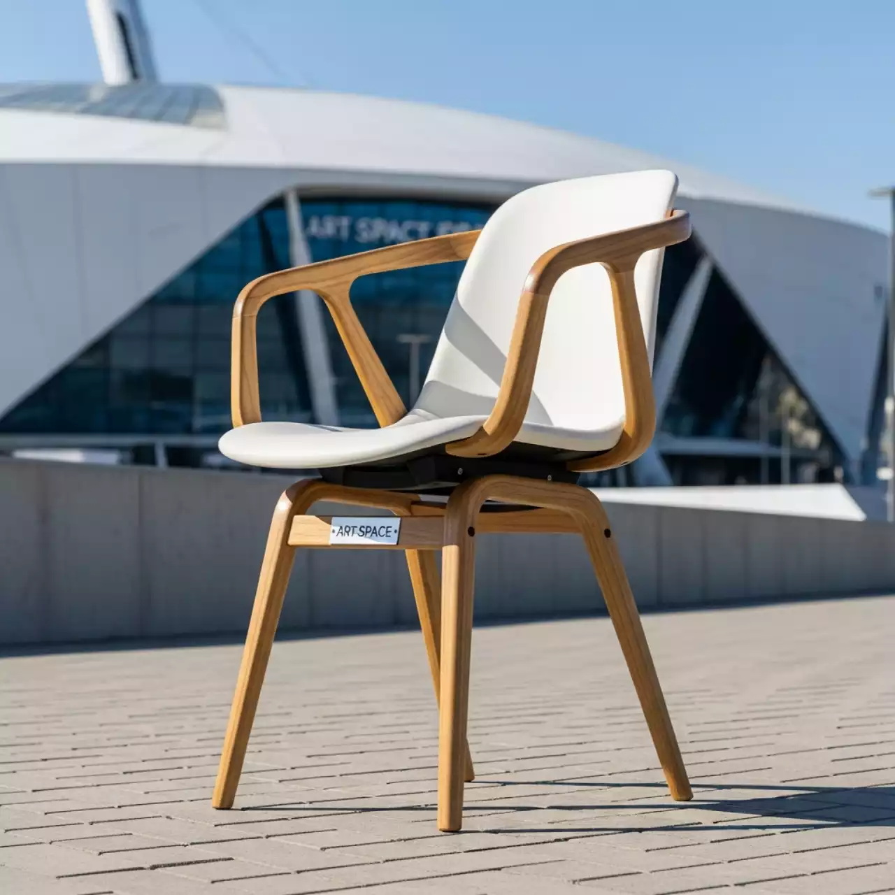 Аренда Стул Венский с пластиковым сиденьем на арене «Фишт» — ART SPACE