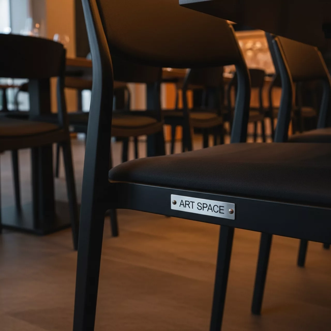 Аренда Стулья барные для конференции в ресторане «Сыроварня» — ART SPACE