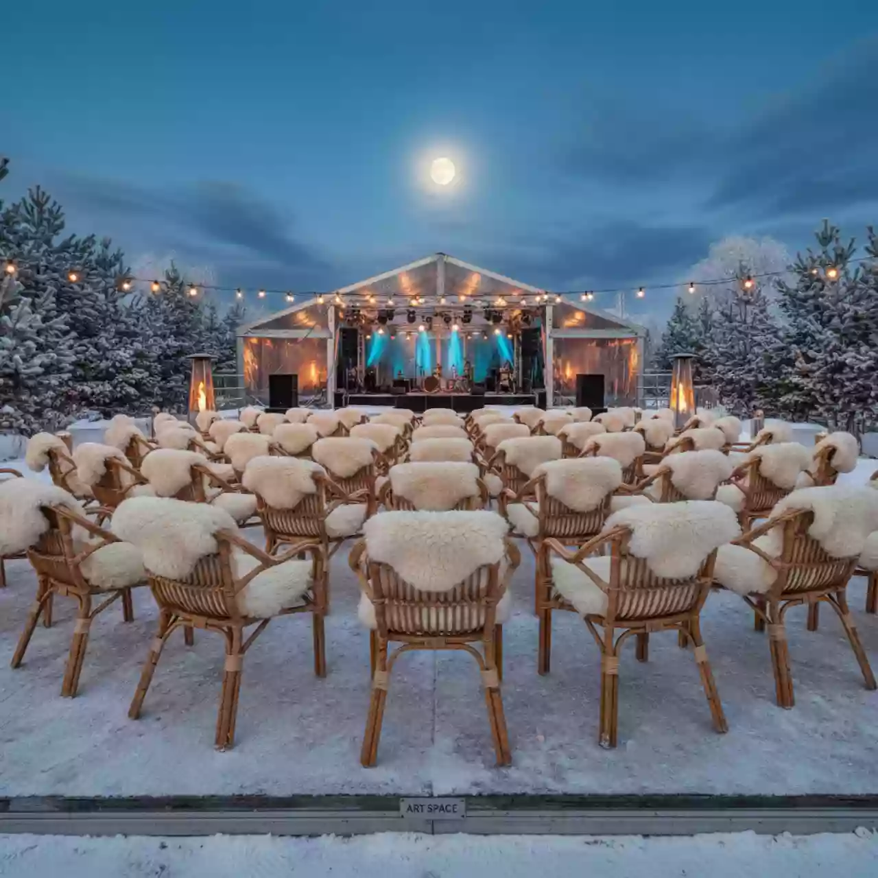 Аренда Стулья из ротанга в ресторане «Паруса» — ART SPACE