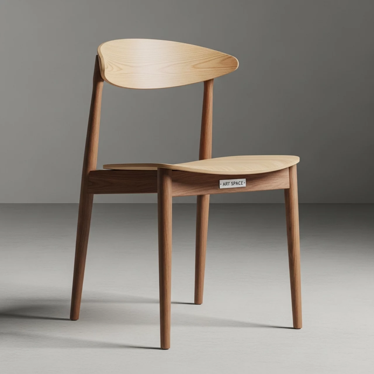 Аренда Стулья Кай деревянные гевея ножки орех в отеле «Звездный» — ART SPACE
