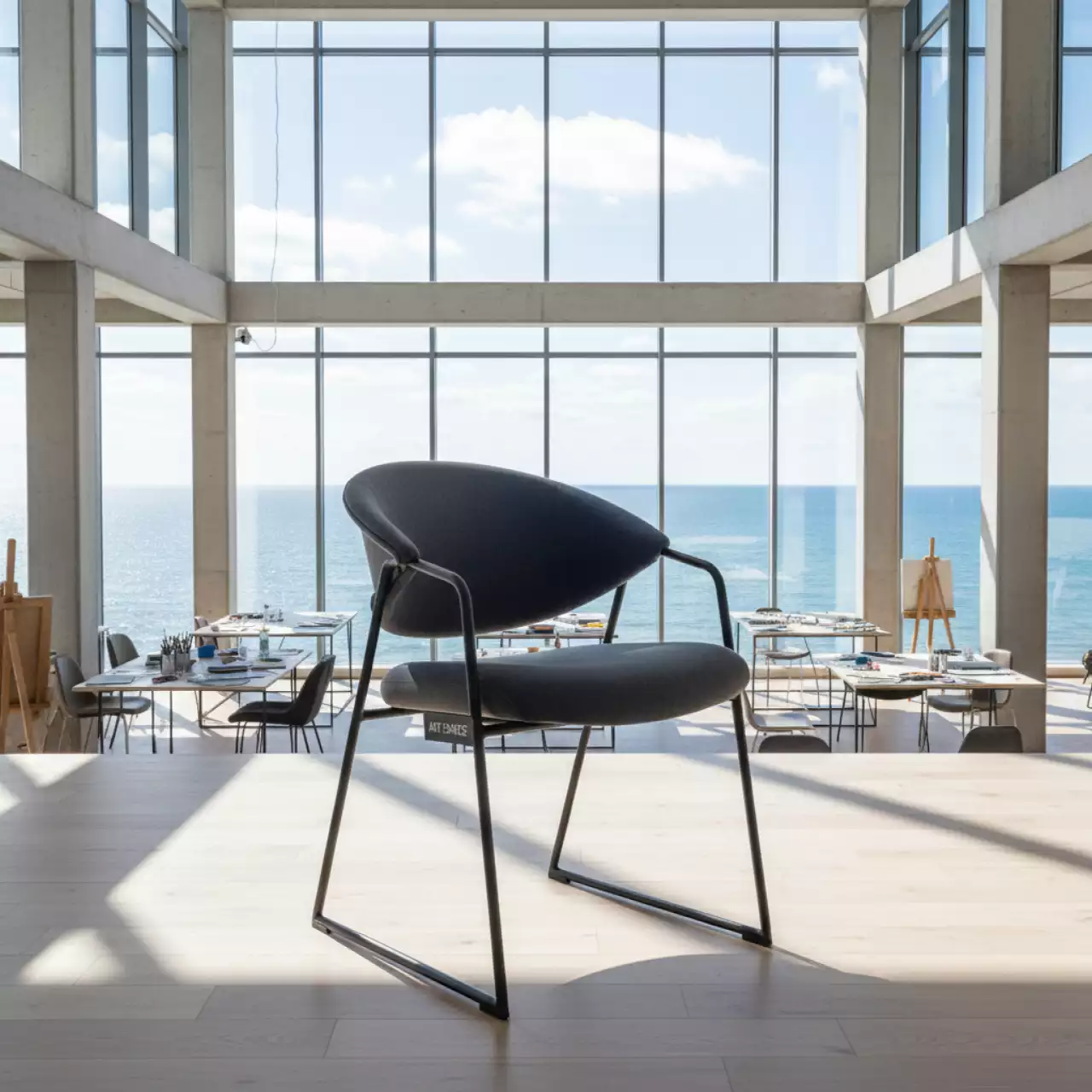 Аренда Стулья Лофт Кемптен в зале «Чайка» (Морпорт) — ART SPACE