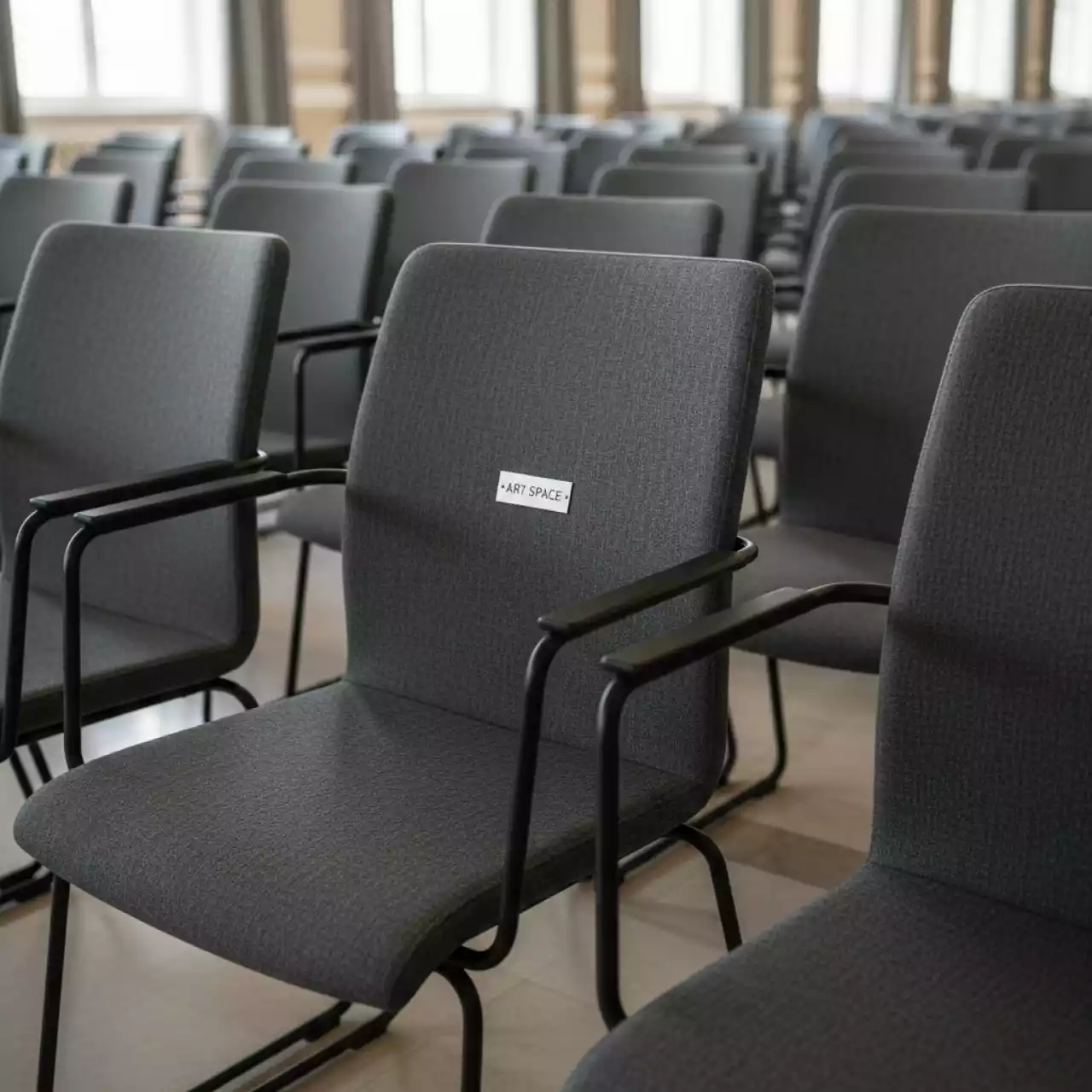 Аренда Стулья мягкие для конференций в Гранд Отель Сочи — ART SPACE