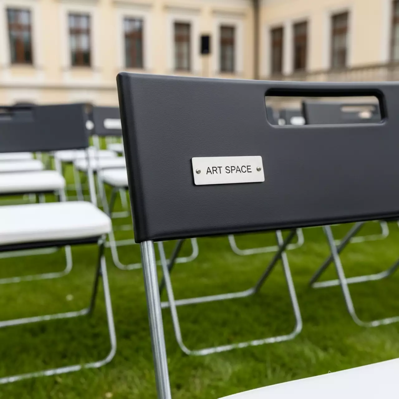 Аренда Стулья складные для конференций в усадьбе Голицына — ART SPACE