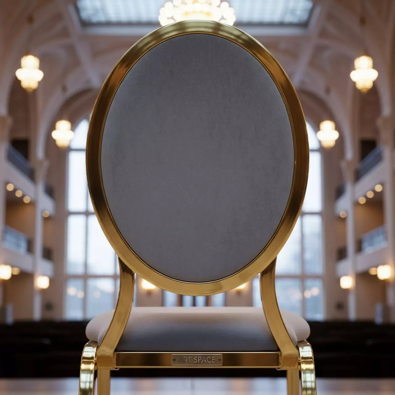 Аренда Стул золотой пепельный Дюпон в конгресс-холле отеля Жемчужина — ART SPACE