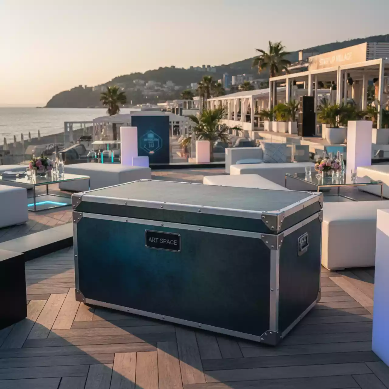 Аренда Сундук Габбиг с крышкой 710x450x480 мм на пляжных клубах Хосты — ART SPACE