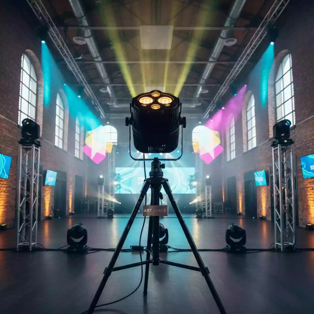 Аренда Свет заливной в Radisson Hotel Rosa Khutor — ART SPACE