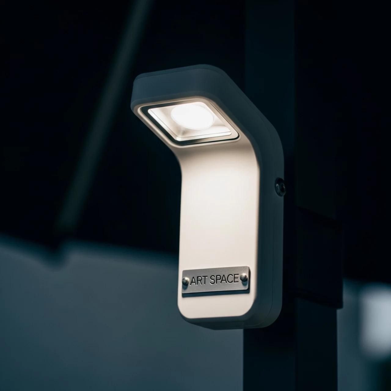 Аренда Светильник LED для зонта Galaxia Quattro на батареях в санатории «Русь» — ART SPACE