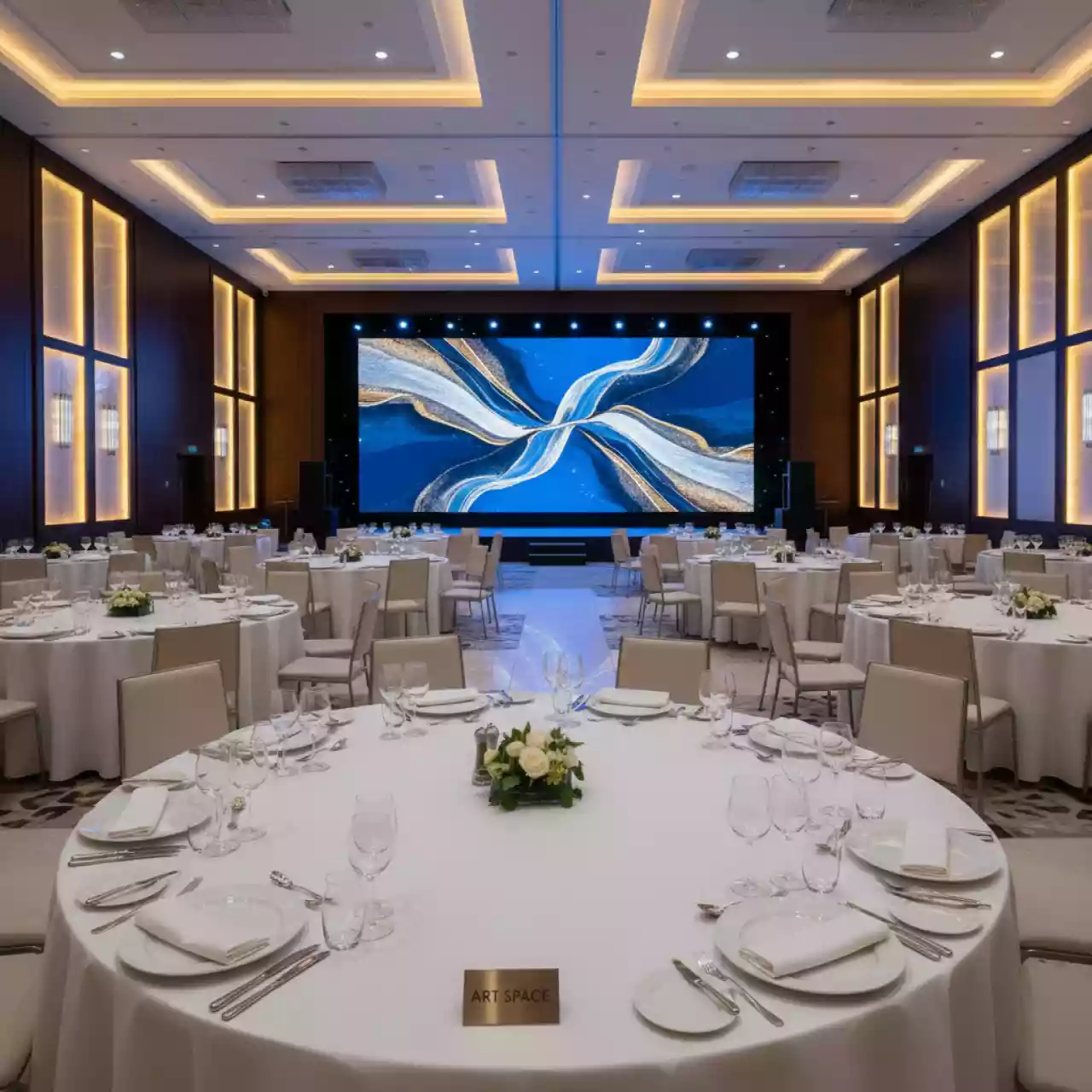 Аренда Светодиодный экран P2.5 5х3 м в отеле «Звездный» — ART SPACE