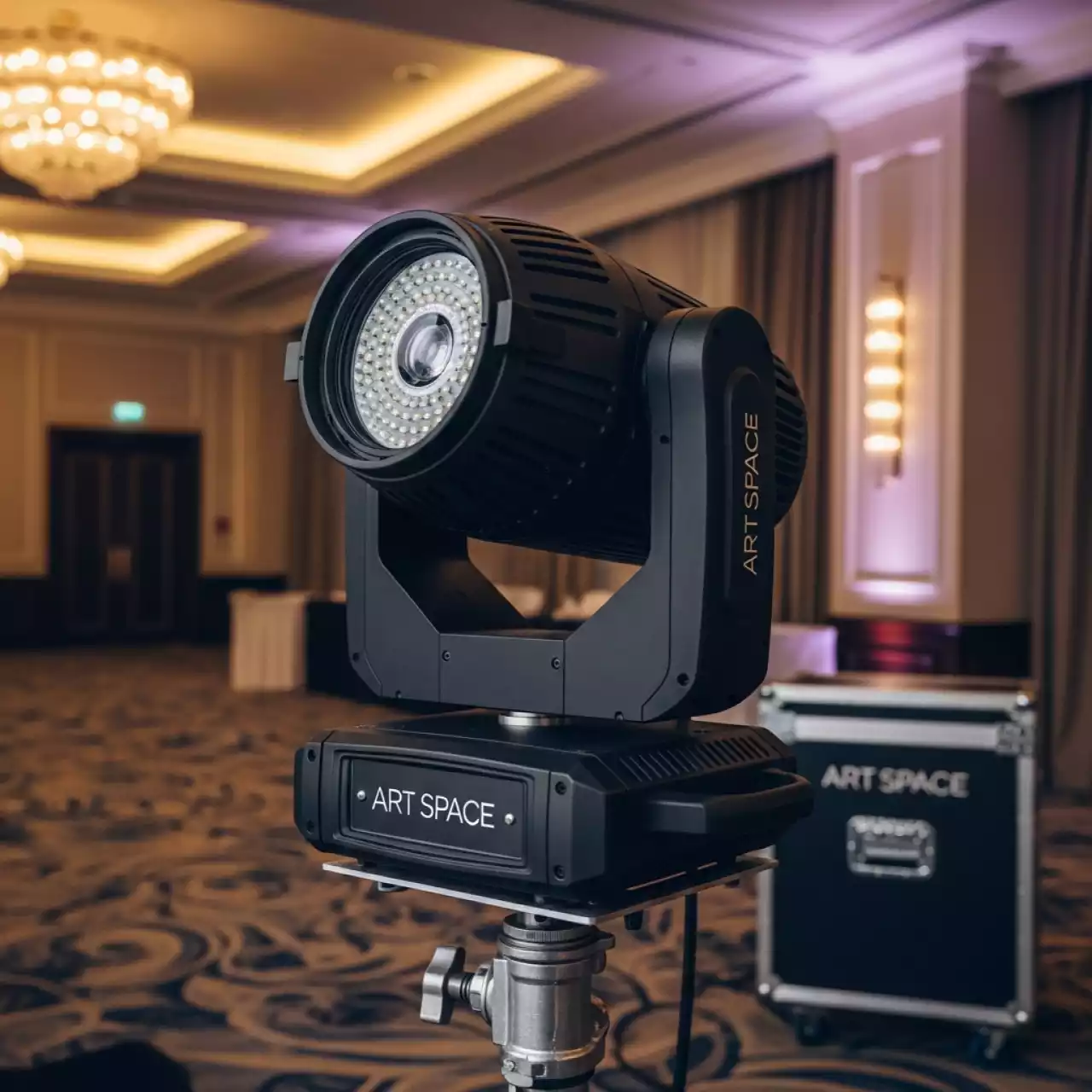 Аренда Светодиодный PAR Chauvet Slim PAR 56 в Courtyard by Marriott Sochi — ART SPACE