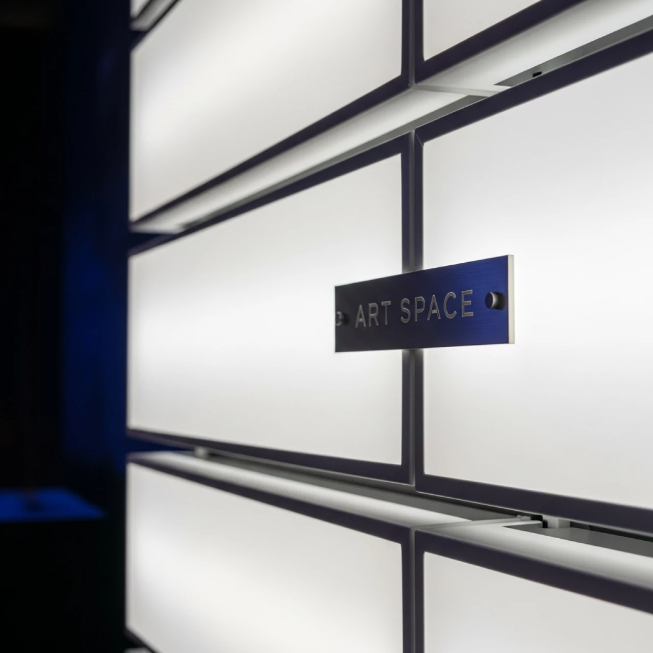 Аренда Световая настенная панель клик в усадьбе Голицына — ART SPACE