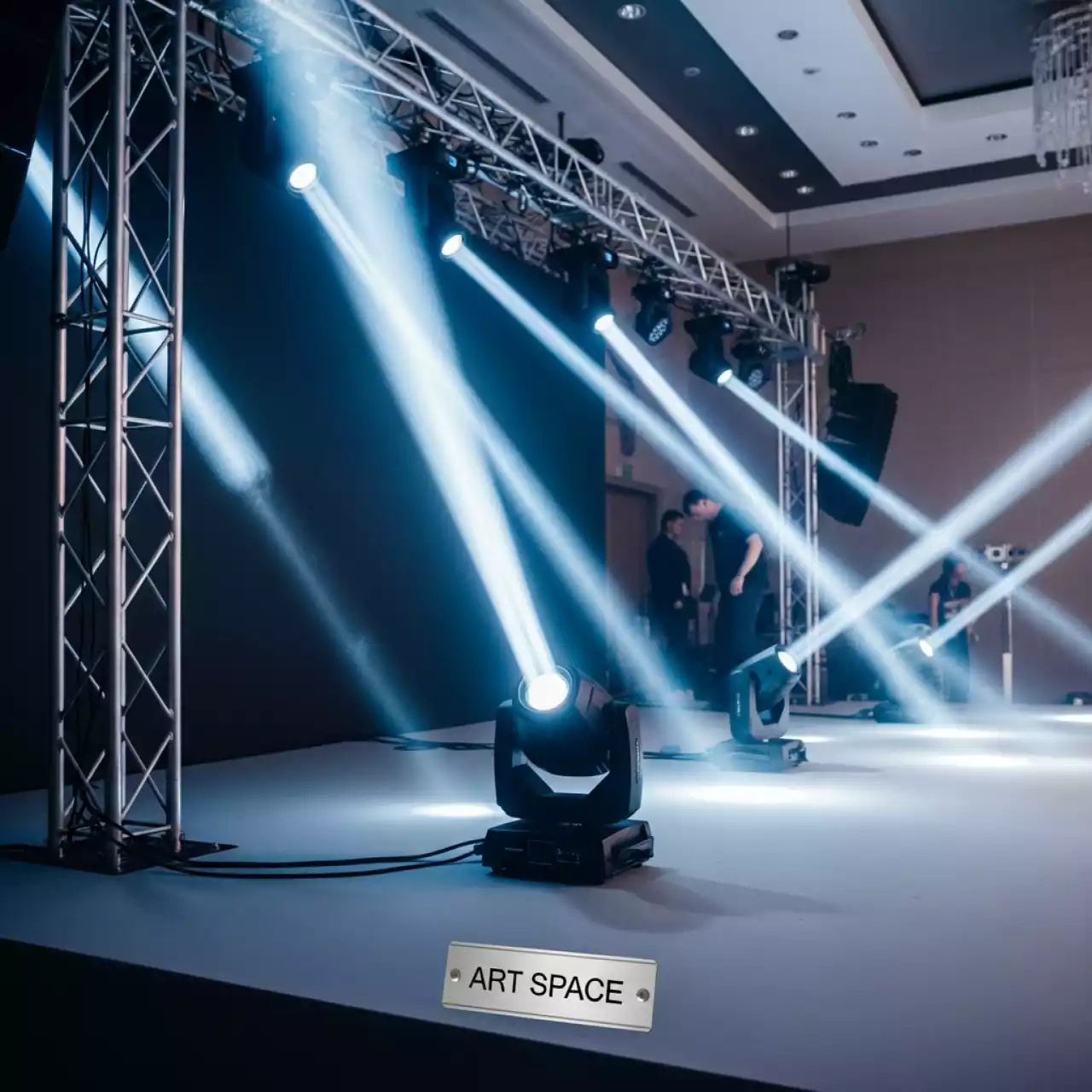 Аренда Световой прибор Involight SL в отеле Radisson Lazurnaya — ART SPACE