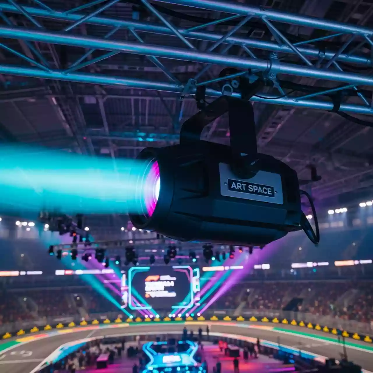 Аренда Световой прибор Robe Funky в VK Stadium Sirius — ART SPACE