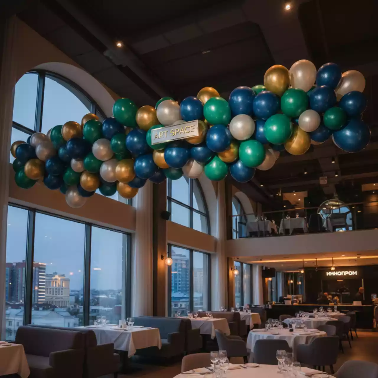 Аренда Связка из шаров 50 в ресторане «La Terrazza» — ART SPACE