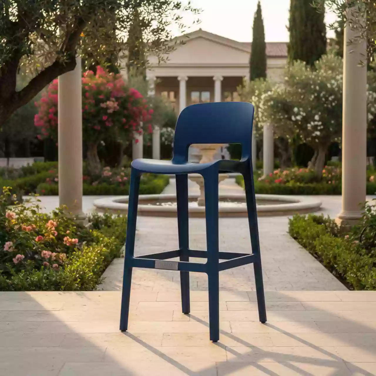 Аренда Табурет барный пластиковый Brooklyn Basic в Rodina Grand Hotel & SPA — ART SPACE