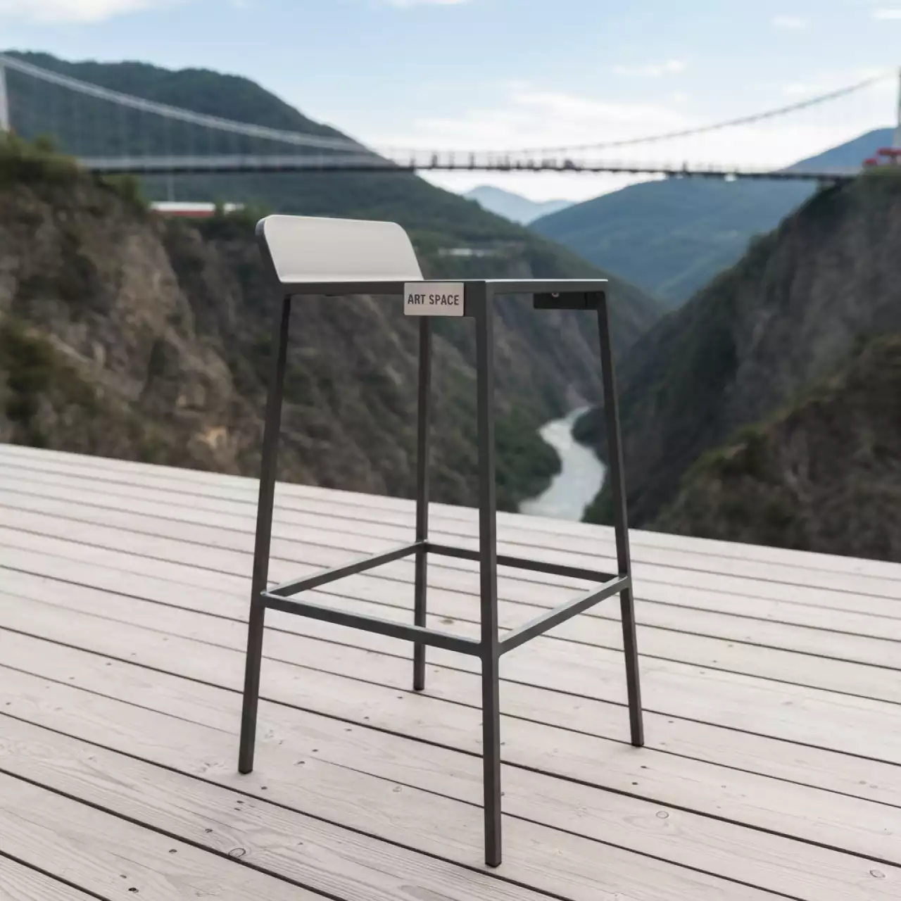 Аренда Табурет металлический барный Trick в Skypark Sochi — ART SPACE