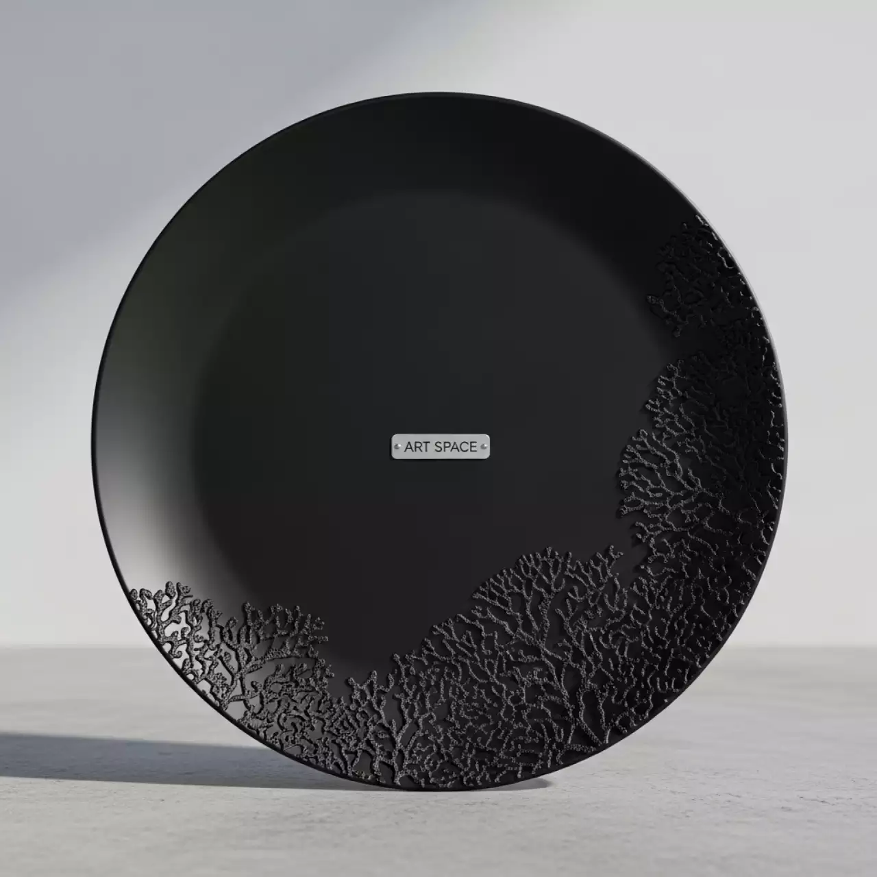 Аренда Тарелка подстановочная Coral чёрная 350 мм в конгресс-холле отеля Жемчужина — ART SPACE