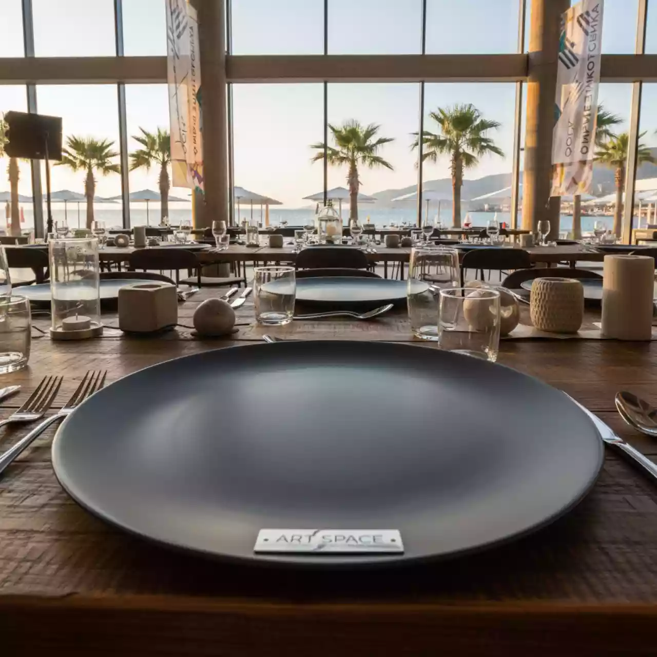 Аренда Тарелка подстановочная Lubiana 270 мм на пляжных клубах Хосты — ART SPACE