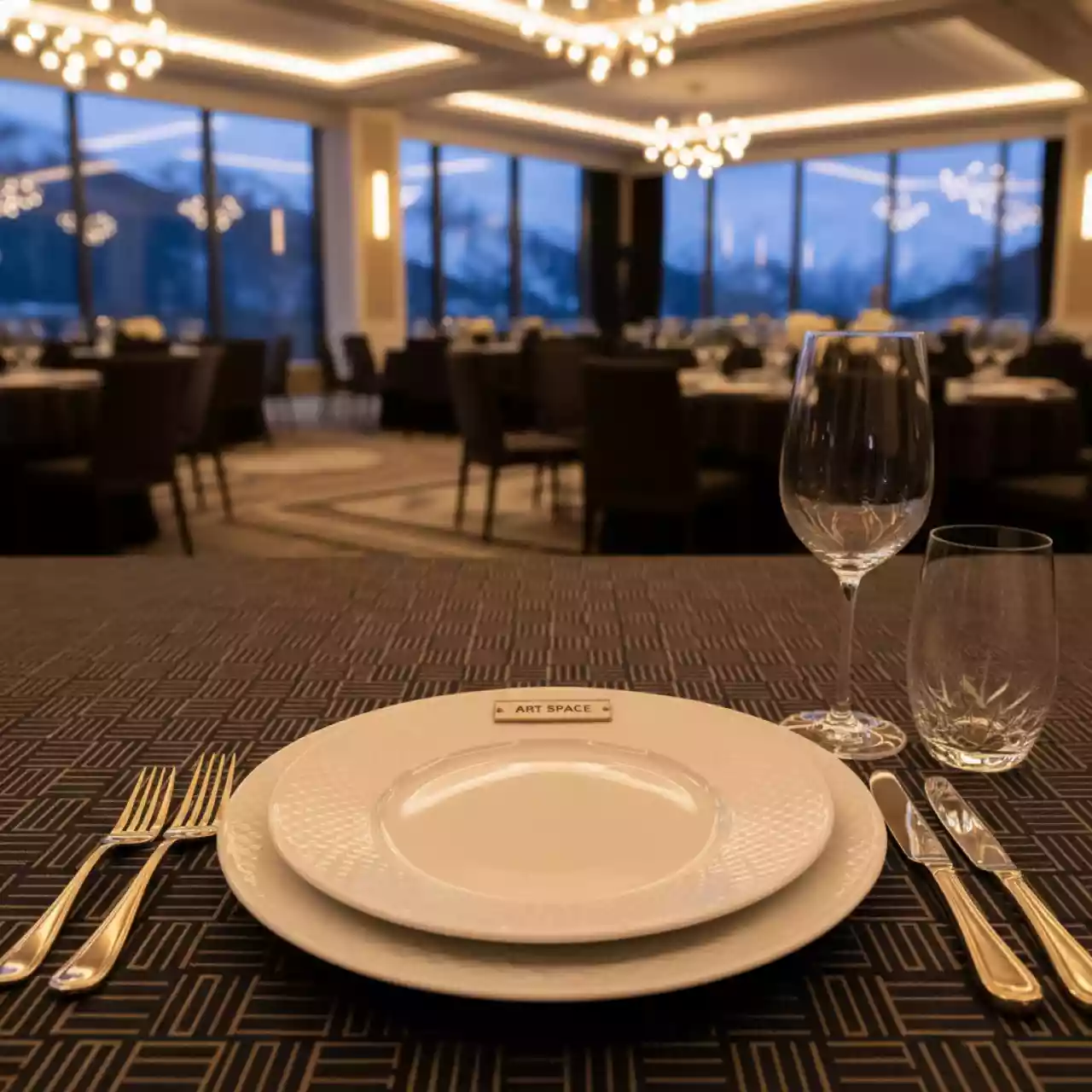 Аренда Тарелка подстановочная shoenwald 32 см в Sochi Marriott Krasnaya Polyana — ART SPACE