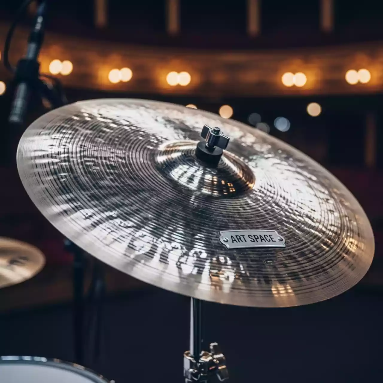 Аренда Тарелка Zildjian A Custom Crash 16 в Зимнем театре — ART SPACE