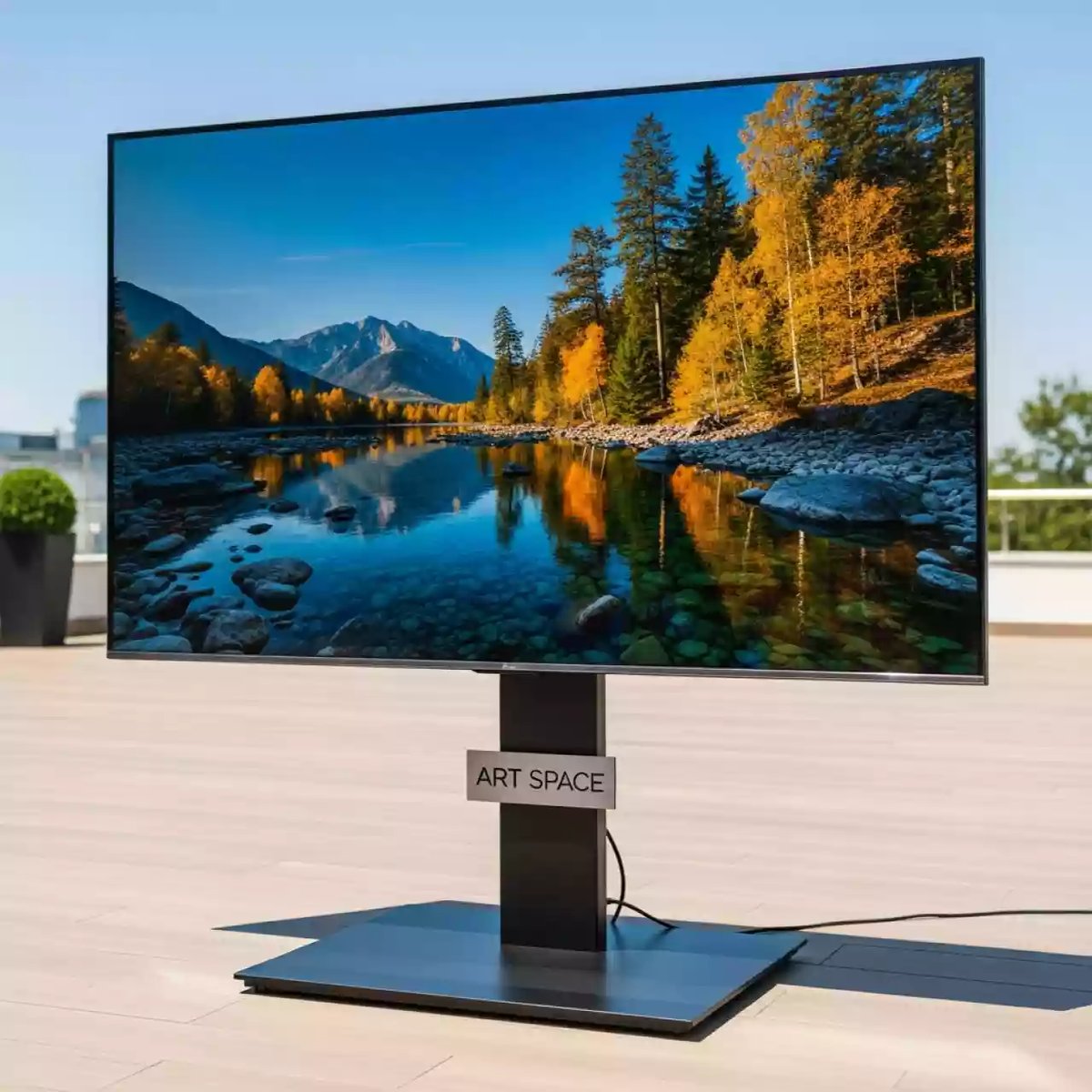 Аренда Телевизор LED уличный всепогодный AVQ VT85S 85 дюймов 4K UHD в Courtyard by Marriott Sochi — ART SPACE