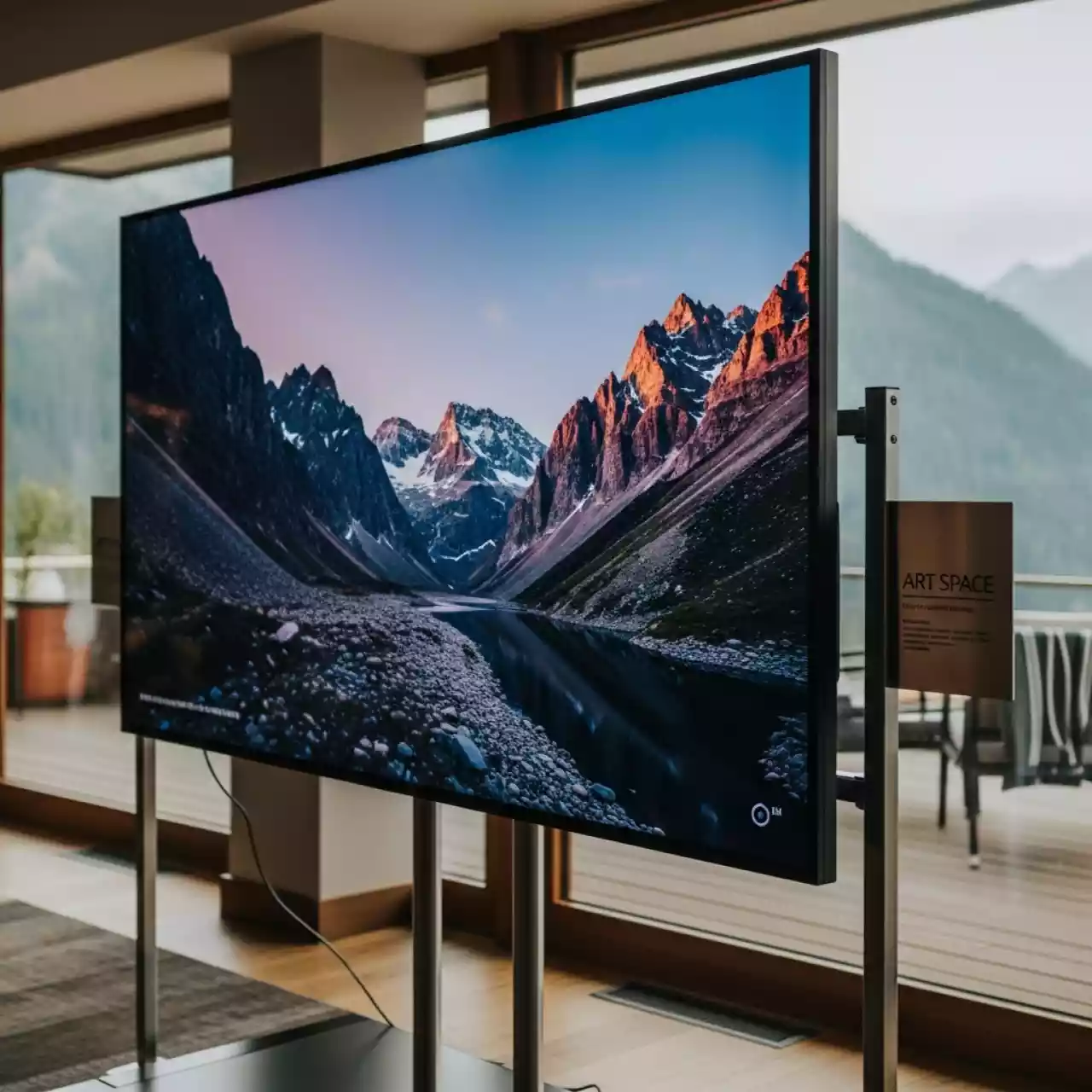 Аренда Телевизор Philips 75BFL2214 в Green Flow Hotel — ART SPACE