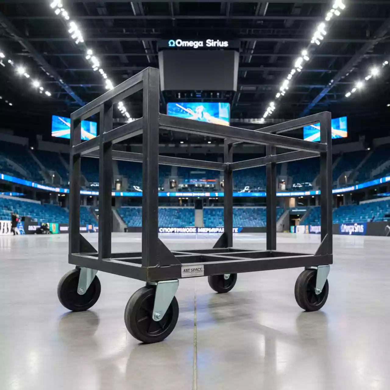 Аренда Тележка Strong для перевозки стульев в Omega Sirius — ART SPACE