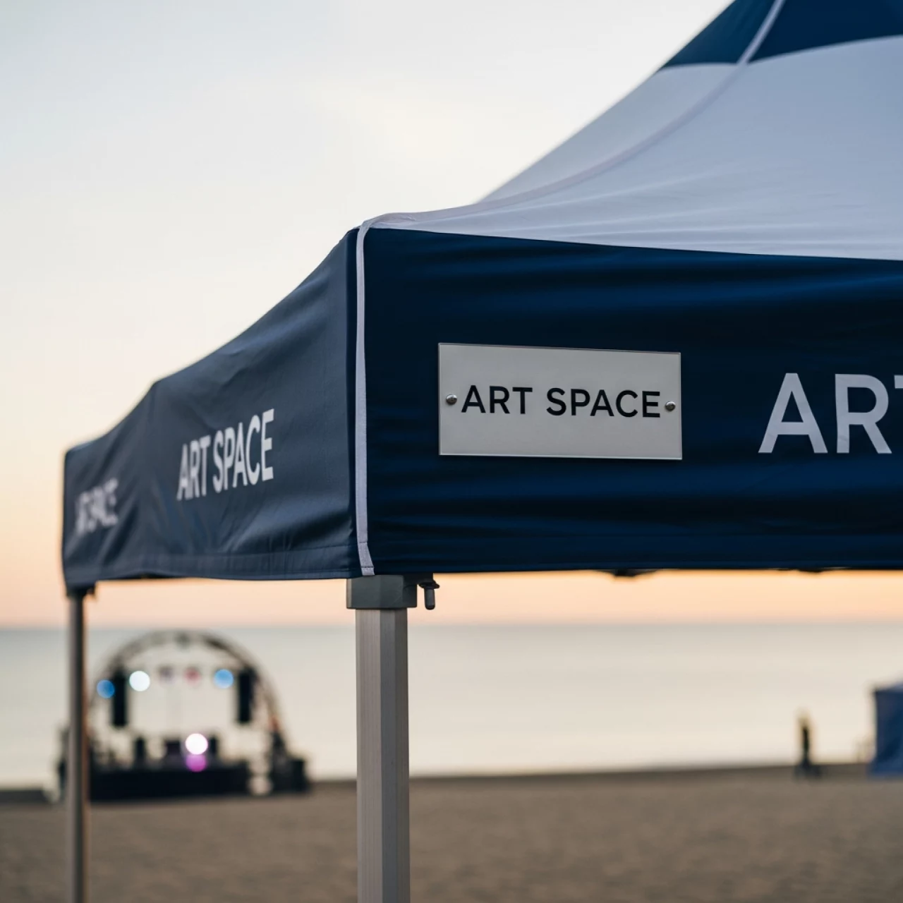 Аренда Тент быстровозводимый 3х4,5 на пляже «Ривьера» — ART SPACE