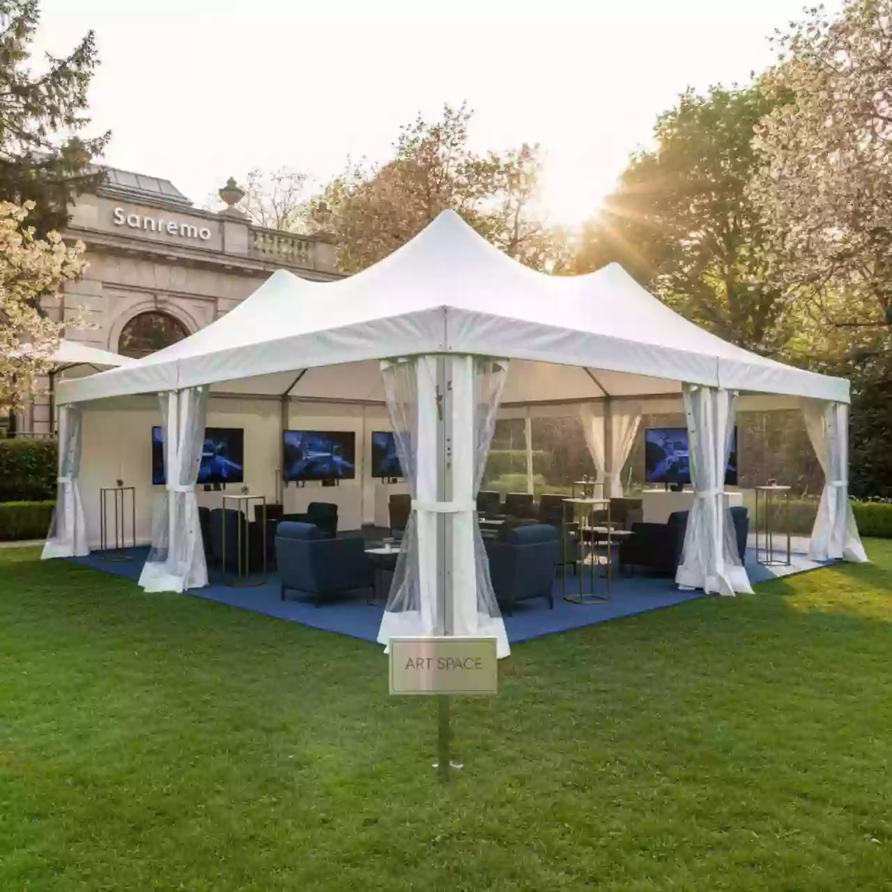 Аренда Тент Кайт 12х12 белый со стенками в ресторане «Sanremo» — ART SPACE